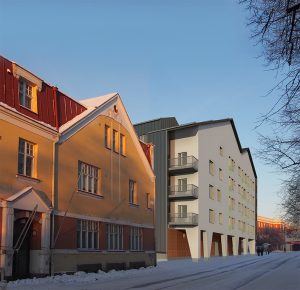 As Oy Åstromin Raitti